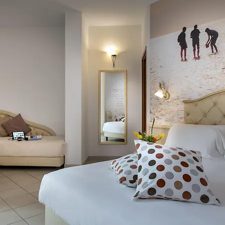 Sovrana & Hotell