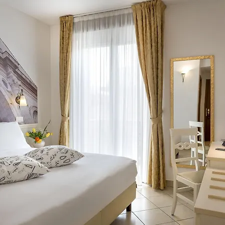 Sovrana & 4* Rimini