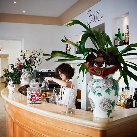 Hotell Sovrana & Rimini