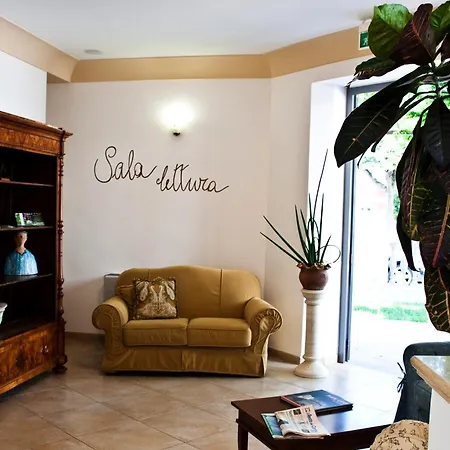 Hotell Sovrana & Rimini