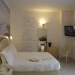 Sovrana & Hotel