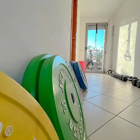 ホテル Sovrana - Pet Friendly - Breakfast Until 12 - Parking リミニ