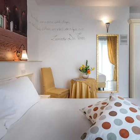 Sovrana - Pet Friendly - Breakfast Until 12 - Parking 4* Rimini